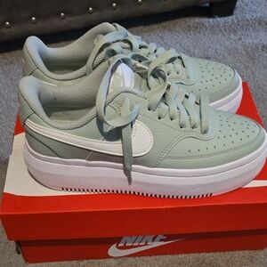 Nike Court Vision Mint